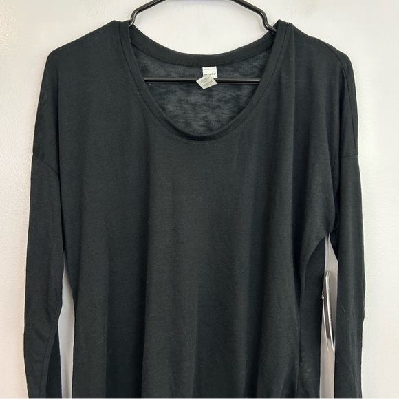 NWT Marika Long Sleeve Lightweight Tie Waist Black Top Size Large - Picture 2 of 9